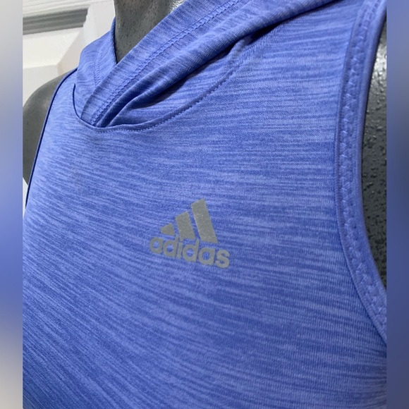 ADIDAS sleeveless hoodie tank top 🤩 - Picture 4 of 5